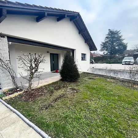 Luxury Villa, 4 With Bathroom, Near Geneva Saint-Julien-en-Genevois